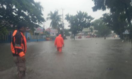 Curah Hujan Sangat Tinggi Akibatkan Banjir dan Longsor Kota Padang
