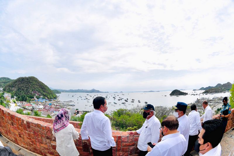 Saat Presiden Jokowi Kunjungi Tempat Terbaik Menikmati Senja di Labuan Bajo