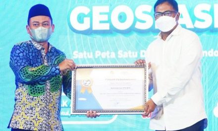 ATR/BPN menerima penghargaan Big Top Loyalty User Kategori Kementerian/Lembaga
