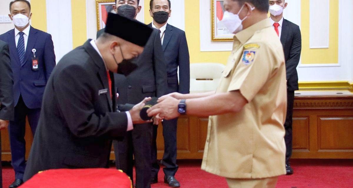 Serahkan SK Plt. Dirjen Bangda, Mendagri Pesankan Soal Penanganan Kemiskinan Ekstrem dan Stunting
