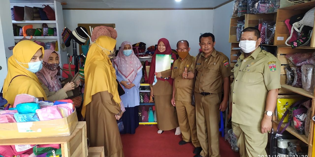 DPMPTSPPTK Bukittinggi Belajar Pengembangan IKM Ke Kota Payakumbuh