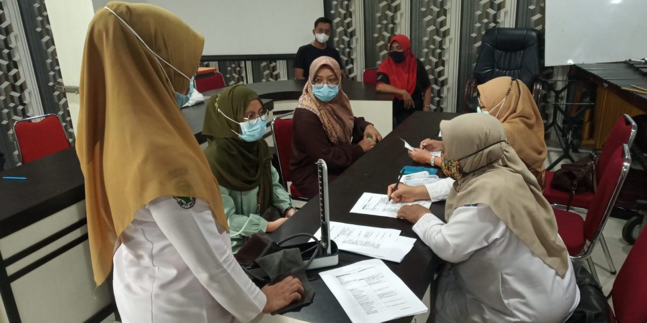Dinas Pariwisata Pemuda dan Olahraga Kota Payakumbuh Langsung Tancap Gas Melakukan Vaksinasi