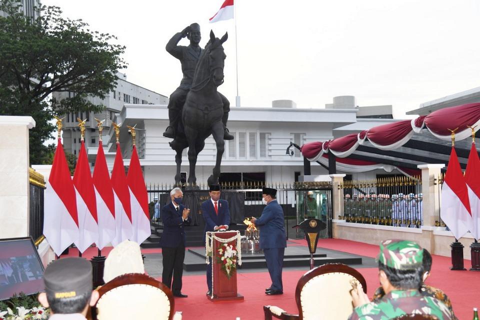 Presiden Jokowi Resmikan Tugu Api Semangat Indonesia Merdeka Tidak Pernah Padam