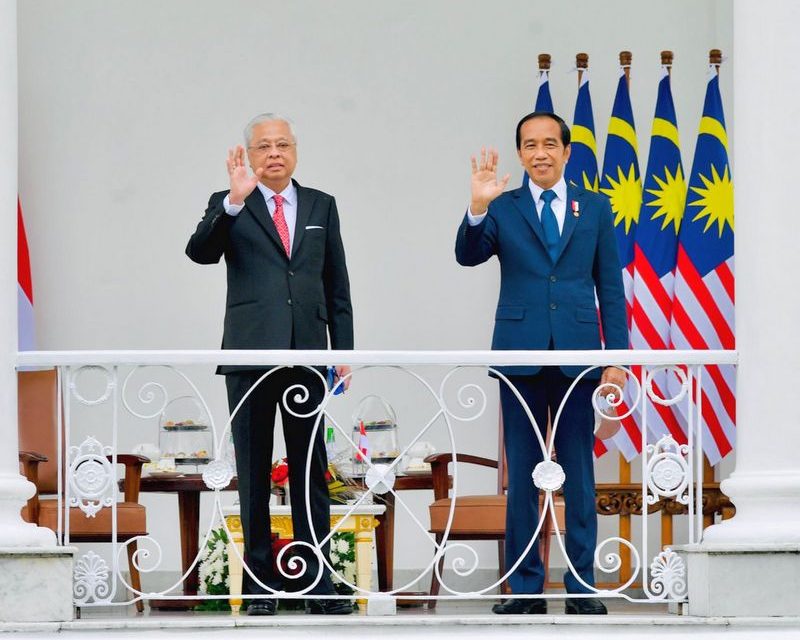 Presiden Jokowi Sambut Kunjungan Resmi Pertama PM Ismail Sabri di Istana Bogor