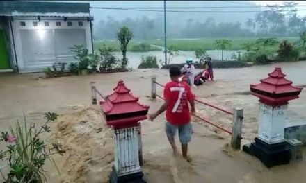 Banjir Melanda Dua Desa di Pacitan