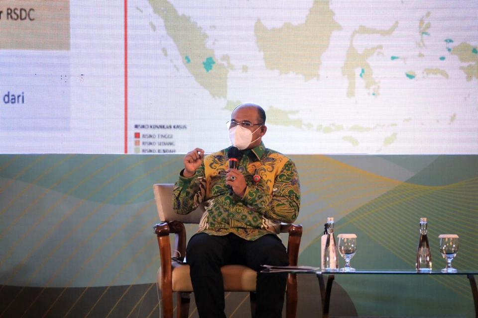 Singgung Arti Kepahlawanan Masa Kini, Dirjen Bina Adwil Apresiasi Peran Nakes