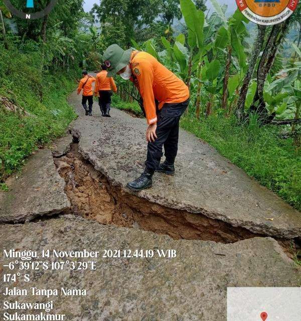 Pergerakan Tanah di Kabupaten Bogor Akibatkan 49 KK Mengungsi
