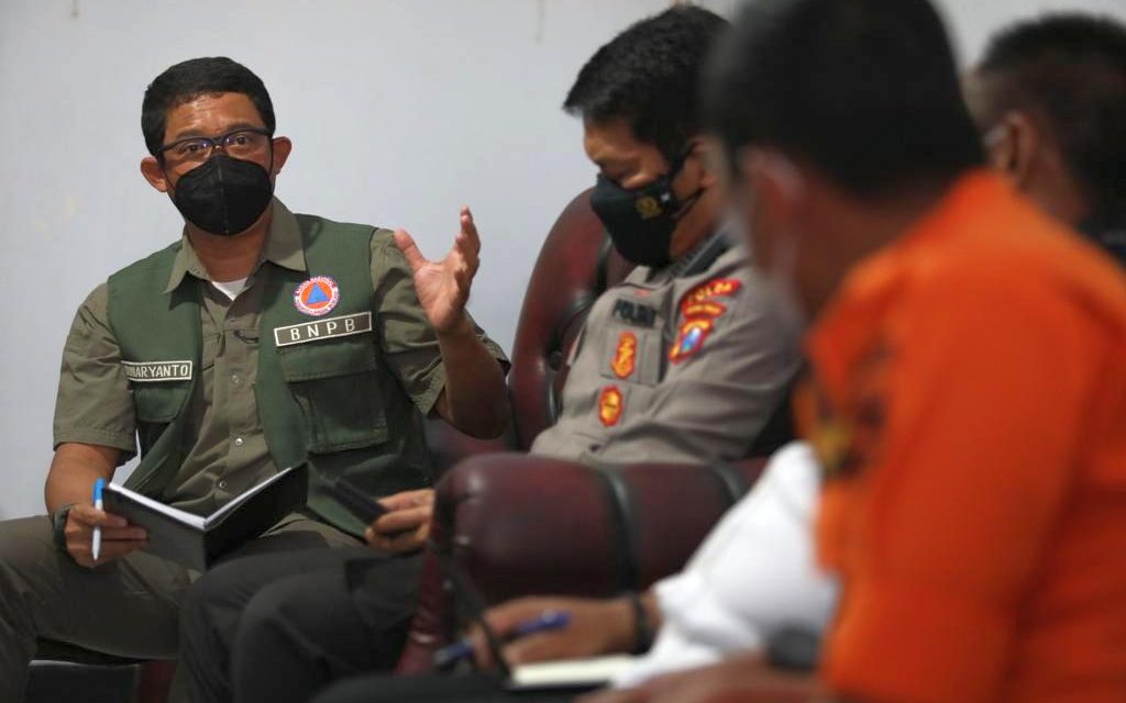 Tiba di Lumajang, Kepala BNPB Pimpin Rapat Koordinasi Penanganan Bencana Semeru