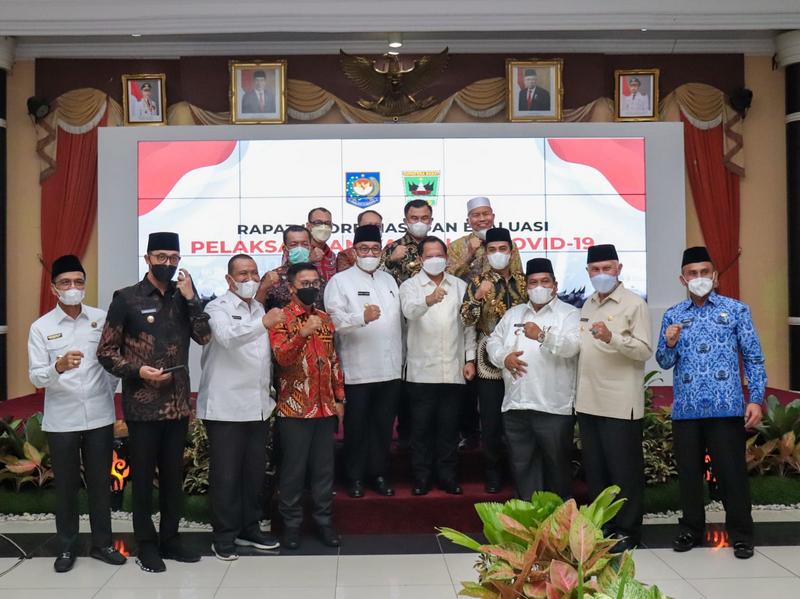 Mendagri Tegas akan Berikan Sanksi bagi Daerah yang Capaian Vaksinasinya Rendah