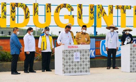 Presiden Jokowi Resmikan Bendungan Randugunting di Blora