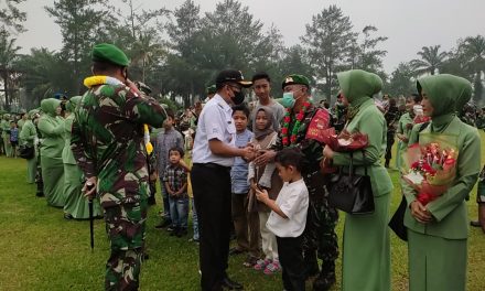 Sambut Kepulangan Prajurit Batalyon 131/BRS, Erwin Yunaz : Selamat Kembali Dari Misi Mulia TNI Kebanggaan Bangsa