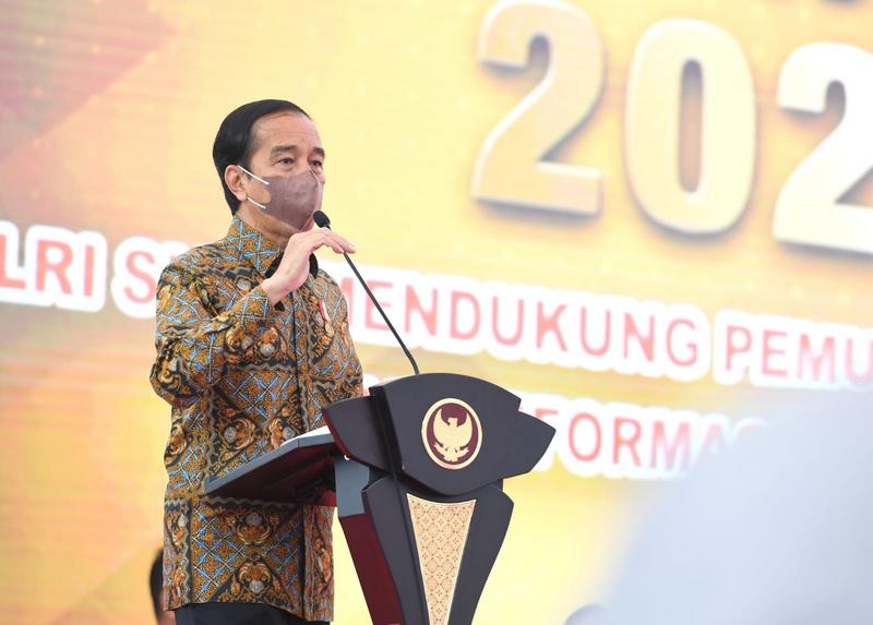 Presiden Jokowi kepada TNI-Polri: Waspadai Tantangan Global