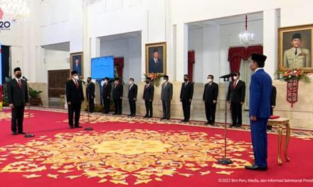 Presiden Lantik Andi Sudirman Sulaiman sebagai Gubenur Sulawesi Selatan