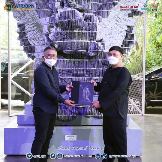 Wamen ATR/Waka BPN mengunjungi Nuart Sculpture Park Bandung