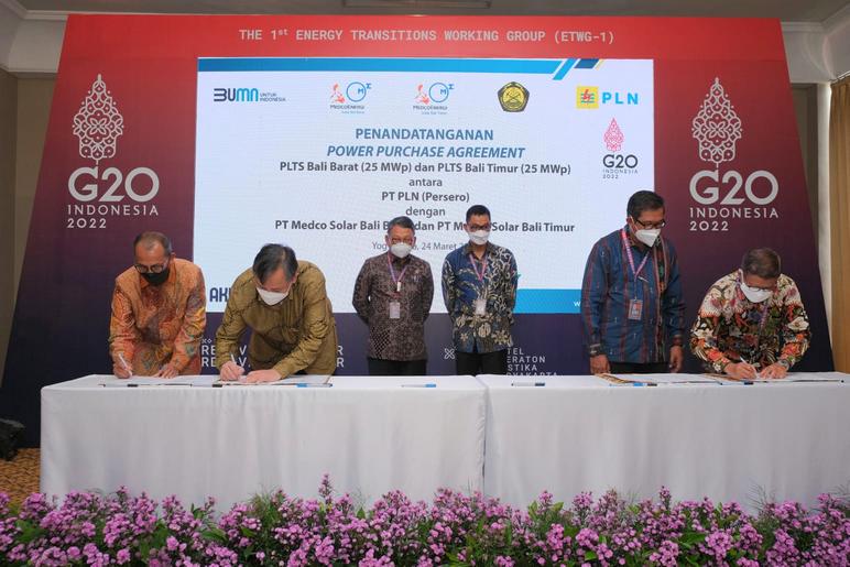 PLN Serap Listrik Hijau dari 2 PLTS Terbesar di RI Milik Medco Group