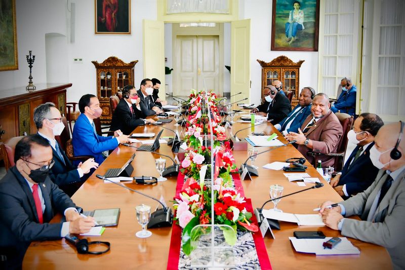 Presiden Jokowi dan PM Marape Bahas Sejumlah Peningkatan Kerja Sama Indonesia-PNG