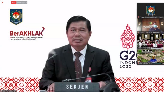 Tanamkan Core Values BerAKHLAK di Kalteng, Sekjen Kemendagri Dorong Optimalisasi Pelayanan Publik