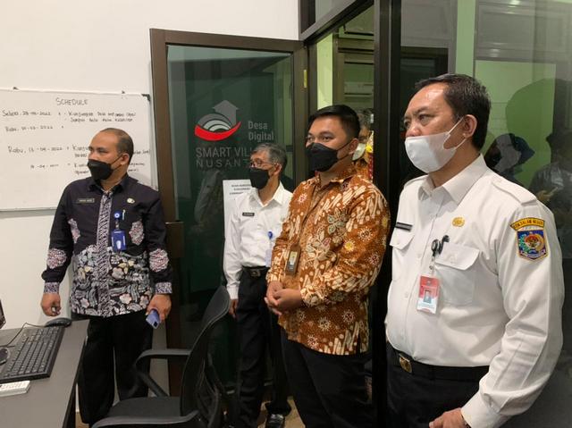 Kemendagri Tinjau Persiapan Desa Digital Kalurahan Sambirejo