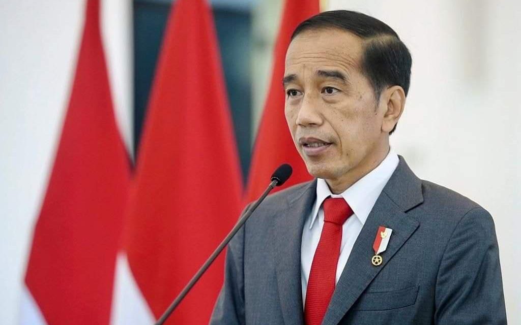 Presiden Joko Widodo berkomunikasi dengan Presiden Ukraina dan Presiden Rusia