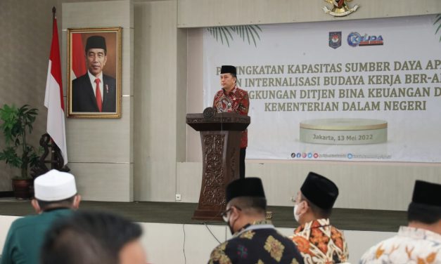 Ditjen Bina Keuda Kemendagri Pacu Pegawai Tingkatkan Kualitas Diri dan Kinerja Pelayanan