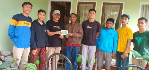 Pengurus Tim Gesit FC Yunior Enggo Pradana Siap Dukung Edward DF Ke DPRD Sumbar 2024