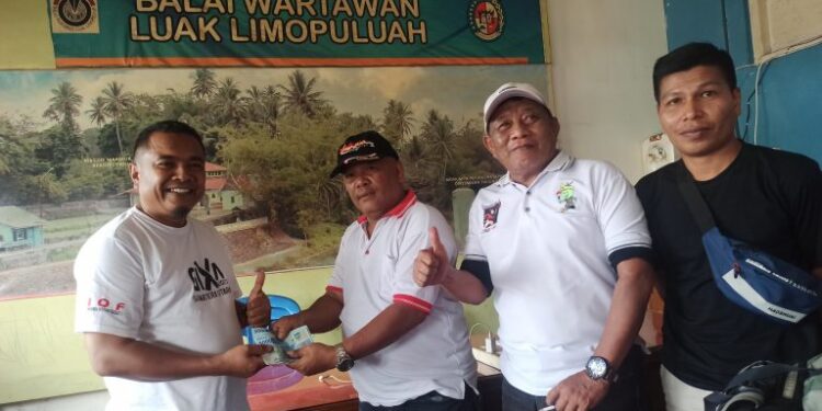 Anggota DPRD Payakumbuh Mustafa Jadi Donatur Penggalangan Balai Wartawan