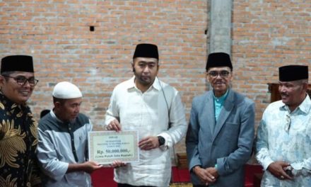 Didampingi Bupati, Wagub Sumbar Kunjungi Masjid Baabunnur Koto Tangah Simalanggang
