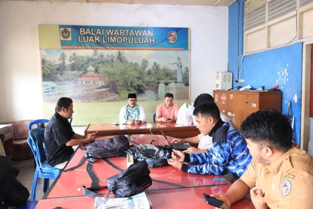 Sambangi Balai Wartawan, Edward DF Sentil Penertiban Tim 7