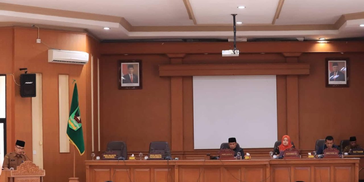 Wako Payakumbuh Sampaikan Nota Penjelasan Terhadap 3 Ranperda