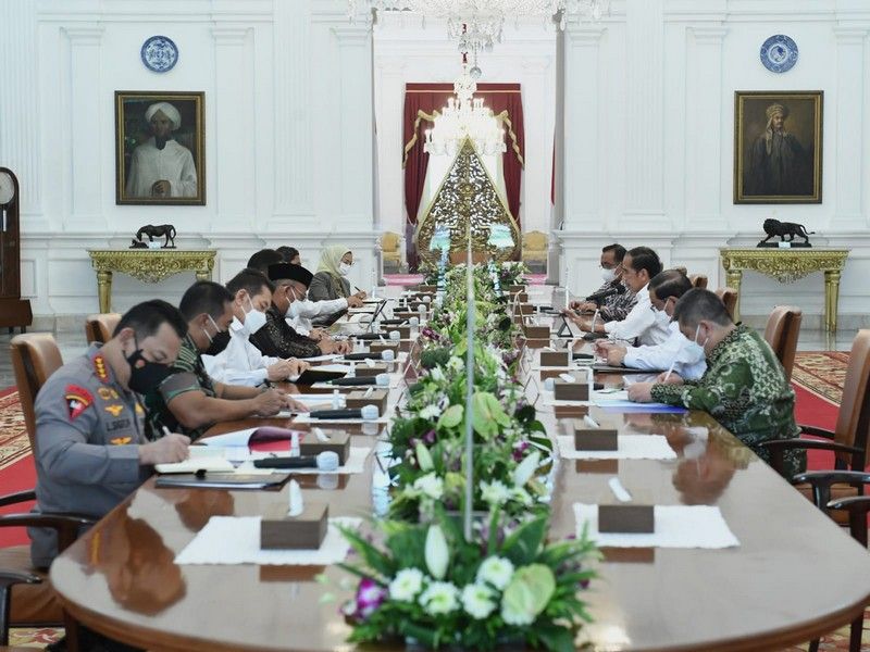 Manfaatkan Stok Vaksin, Presiden Minta Vaksinasi Penguat Digencarkan