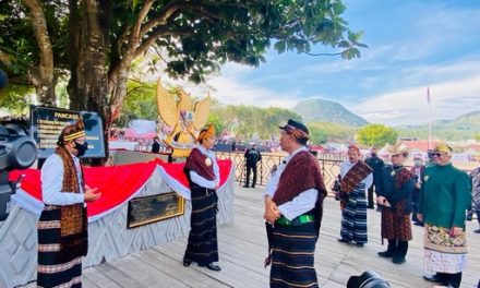 Presiden Jokowi Kunjungi Taman Renungan Bung Karno