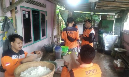 Banjir Telah Surut, BPBD Kabupaten Purworejo Salurkan Air Bersih Bagi Warga Terdampak
