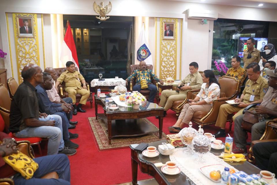 Temui Sekjen Kemendagri, Tokoh Masyarakat, DPRD dan Pemkab Mimika Sampaikan Dukungan Pemekaran Papua