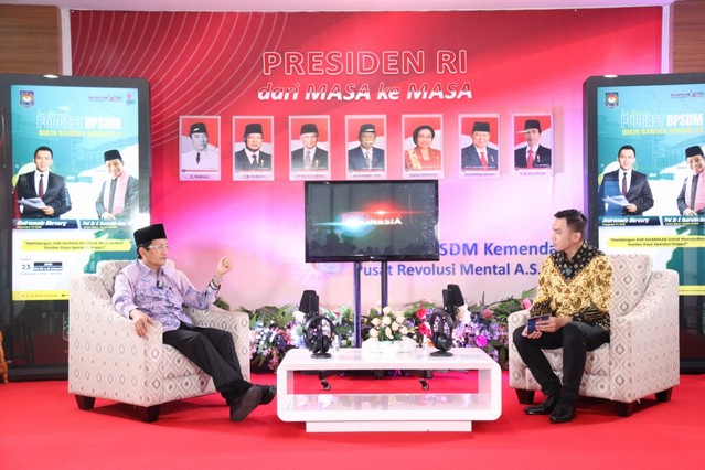 Podcast BPSDM Kemendagri Dorong Wujudkan ASN BerAKHLAK