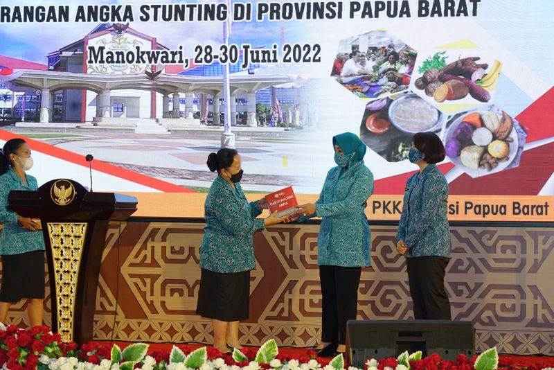 Gelar Asistensi Program B2SA di Papua Barat, Ketum TP PKK Pacu Penanganan Stunting