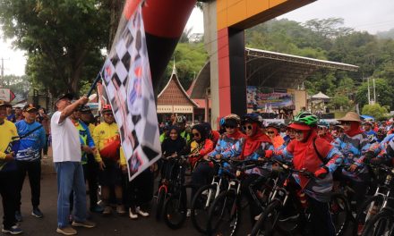 Dilepas Walikota Riza Falepi, ASRI Kota Payakumbuh Gelar Iven Gowes yang Diikuti Ribuan Pecinta Sepeda