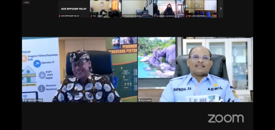 Kemendagri Tegaskan Peran Konkret Camat Tangani Penyakit Mulut dan Kuku