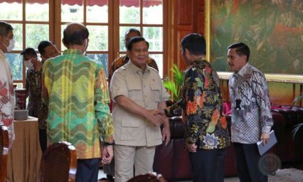 Prabowo Subianto dan Doni Monardo Tukar Pikiran Program PPAD