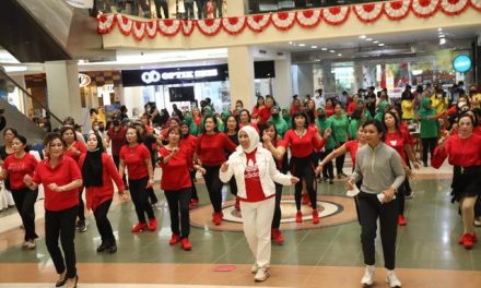 Ketua Umum Perwosi Tri Tito Karnavian Buka Launching Senam Kreasi di Sulut