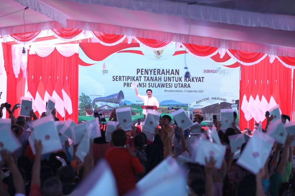 Keberhasilan Reforma Agraria di Minahasa Selatan, Konflik Pertanahan 33 Tahun Tuntas dan 762 Sertipikat Tanah Dibagikan Melalui Redistribusi Tanah