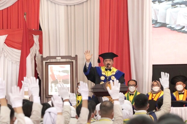 Menteri ATR/Kepala BPN Mewisuda 638 Taruna Sekolah Tinggi Pertanahan Nasional
