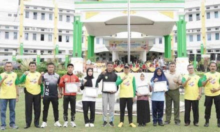 Atlet Berprestasi Lima Puluh Kota Dihadiahi Penghargaan Saat Haornas Ke 39
