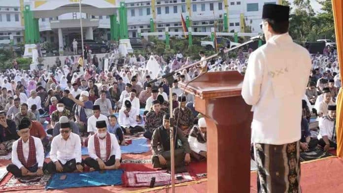 Gema Takbir Saat Solat Idul Adha Di Kantor Bupati