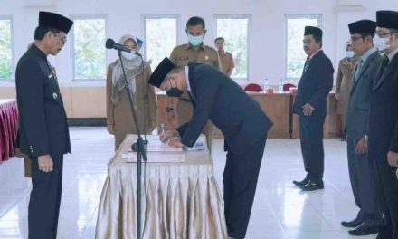 21 Pejabat Struktural Dilantik Bupati Safaruddin