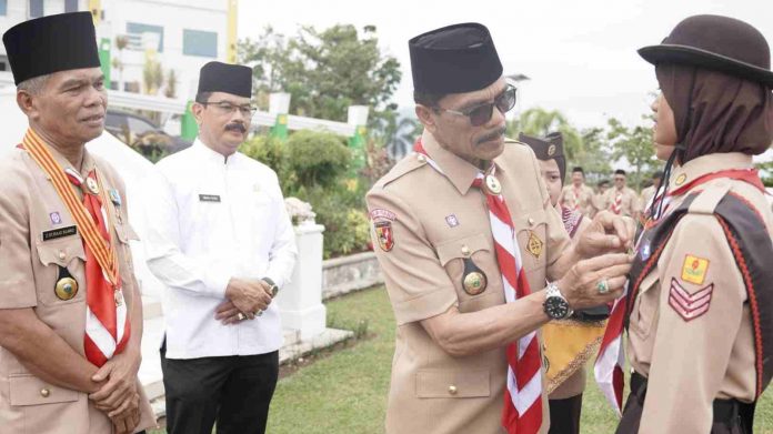 Bupati Safaruddin Lepas Kontingen JAMNAS XI Di Cibubur