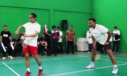 Pertandingan Badminton Antar Satuan Kerja Meriahkan HANTARU 2022