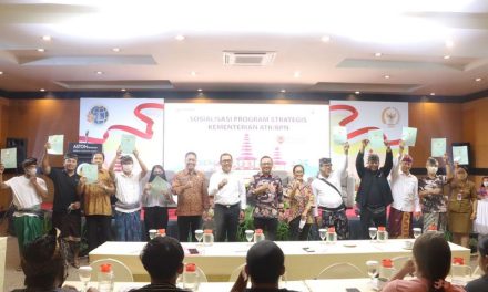 Masyarakat Diharapkan Menjadi Corong Pemerintah dalam Menyebarluaskan Informasi dan Menyukseskan PTSL