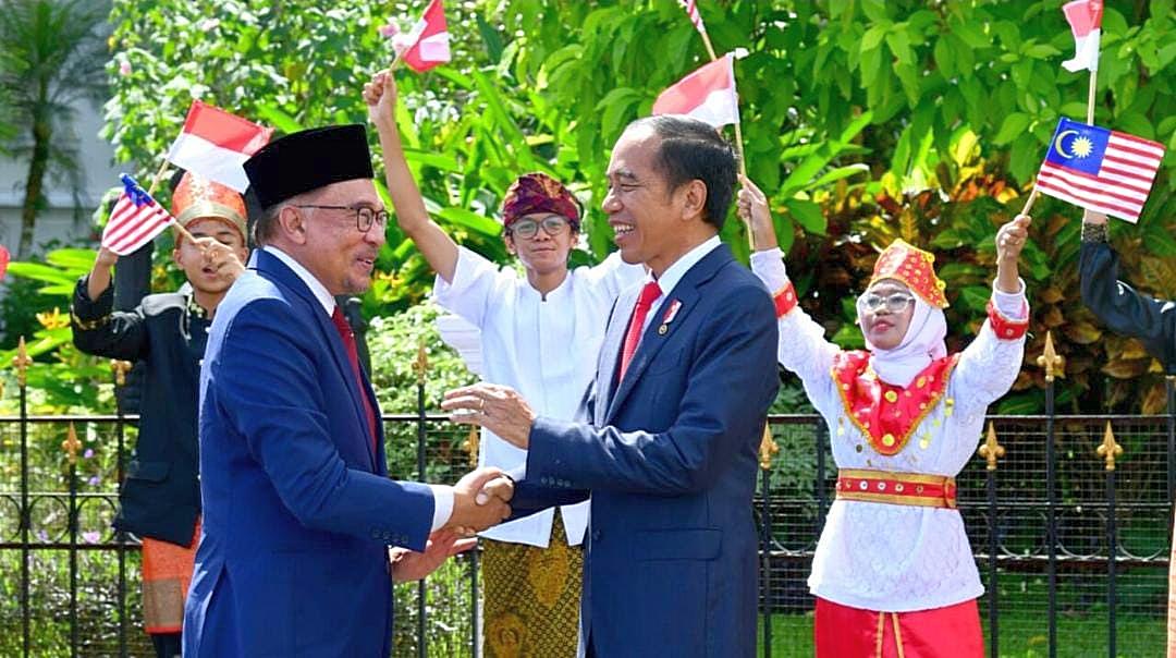 Presiden Jokowi Sambut Kunjungan Resmi PM Anwar Ibrahim di Istana Bogor