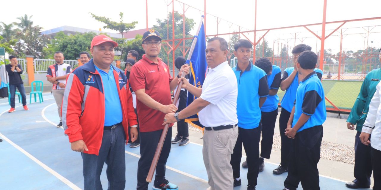Pj Wali Kota Payakumbuh Lepas Lima Orang atlet Panahan dan Empat Orang Pemain GSI ke Kancah Nasional