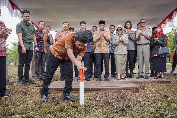 GEMAPATAS Kalimantan Barat, Wamen ATR/Waka BPN: Pasang Patok sebagai Langkah Awal Partisipasi PTSL